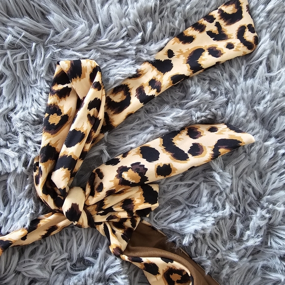 🆕️ Cupshe Animal Print One Piece - Picture 7 of 8